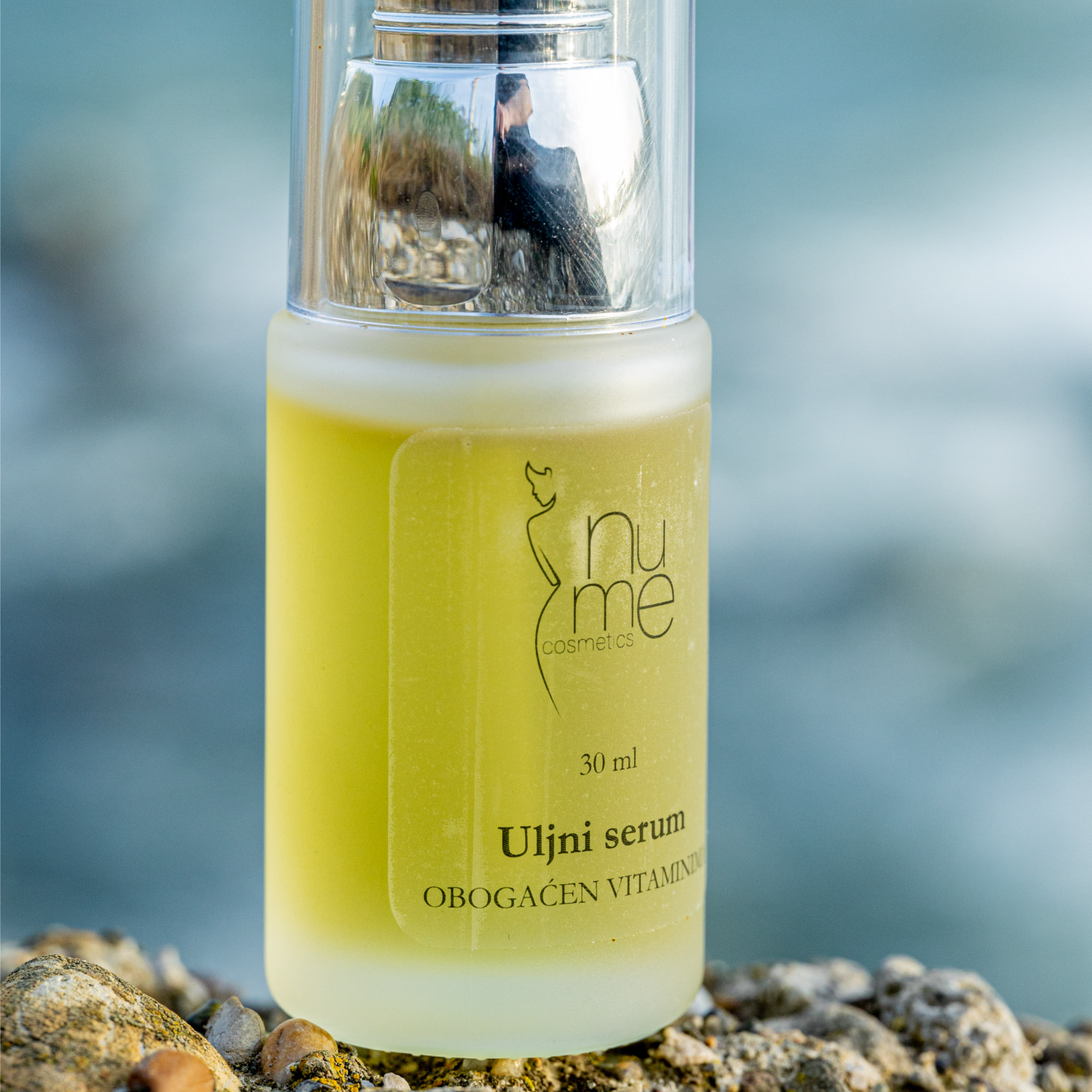 Uljni serum za lice thumbnail 2